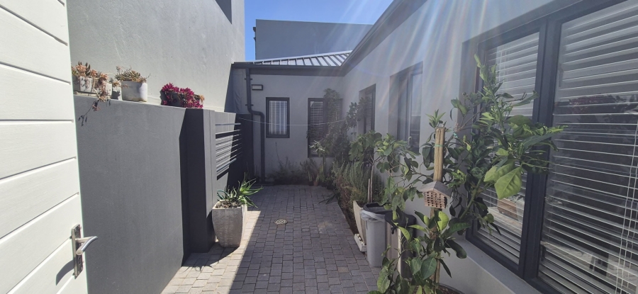 To Let 3 Bedroom Property for Rent in Sagewood Western Cape